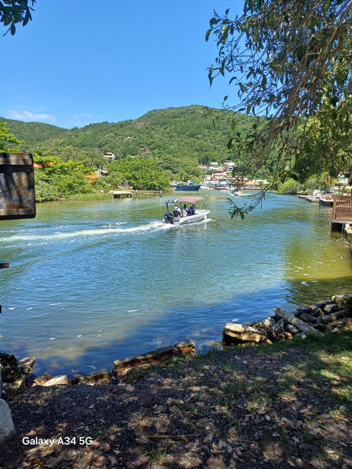 Lofty Uso Exclusivo, Com Tres Andares E Terraco Com Vista Lagoa, Na Barra Da Lagoa, Proximo Ao Canal! Florianopolis